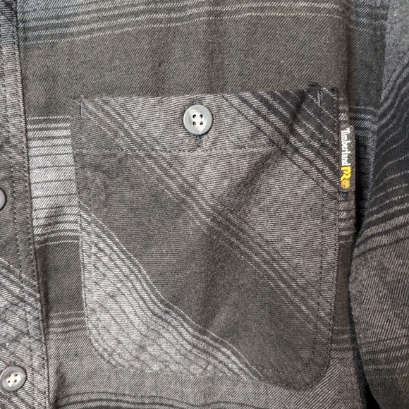 Timberland PRO Men's large Woodfort Flannel Work Utility Button Down Shirt - Picture 5 of 6